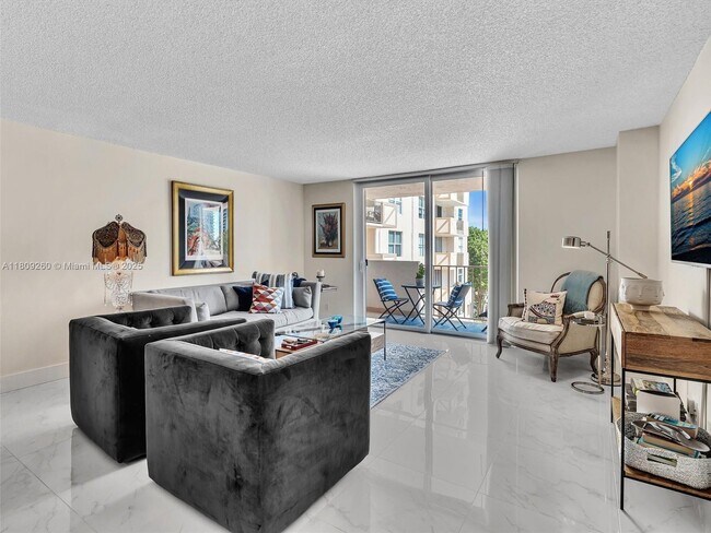 Building Photo - 1865 S Ocean Dr