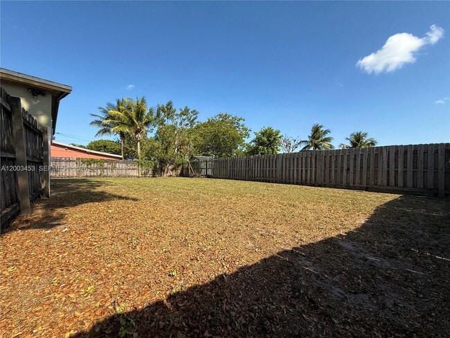 Building Photo - 6290 NW 14th St