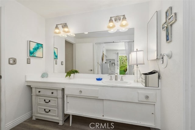 Building Photo - 3068 Zell Dr