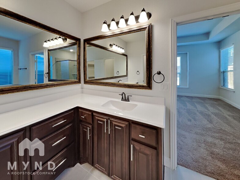 Building Photo - 2014 Ranchwood Drive