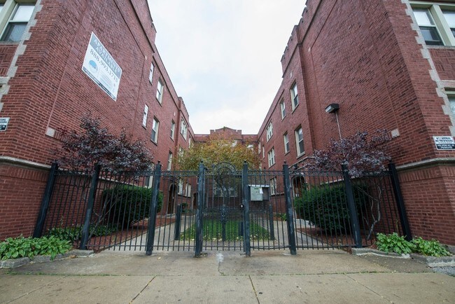 Building Photo - 6700 S Indiana Ave