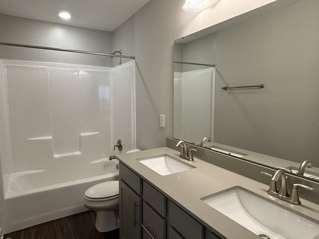 Building Photo - 5898 Weldra Dr