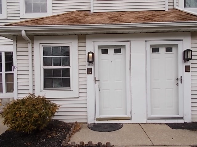 Building Photo - 28140 Detroit Rd