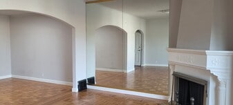 Building Photo - 257 Rome St