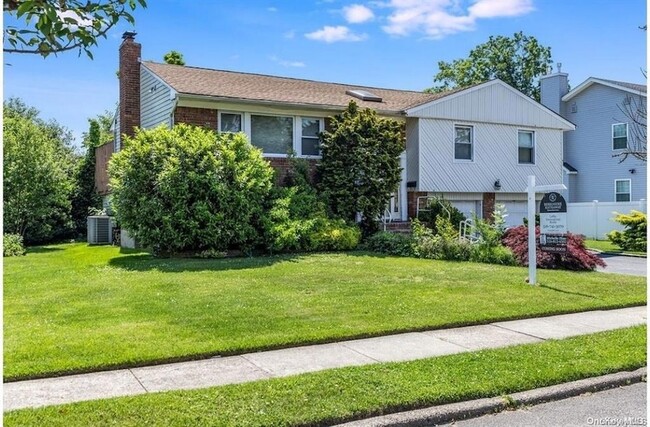 Primary Photo - 261 Gramercy Dr