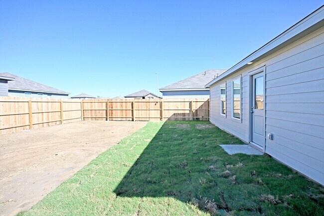 Building Photo - 1808 Stonechat