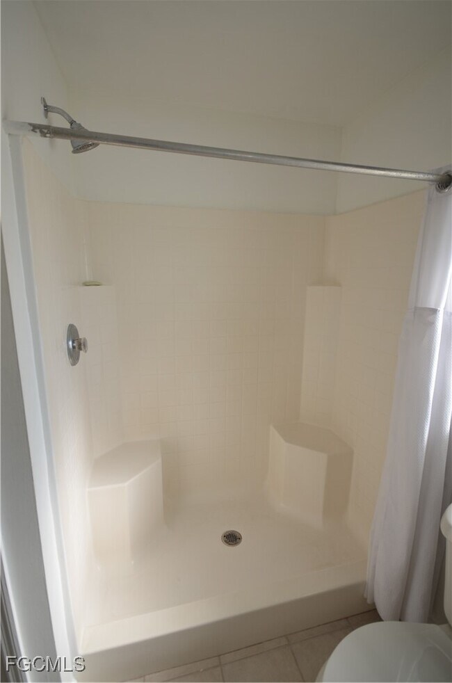 Building Photo - 1126 NW 2nd Ave