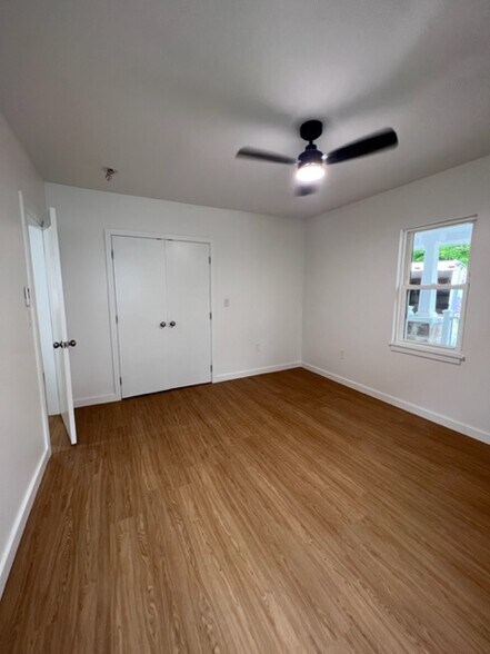 bedroom 2 - 206 S Chestnut St