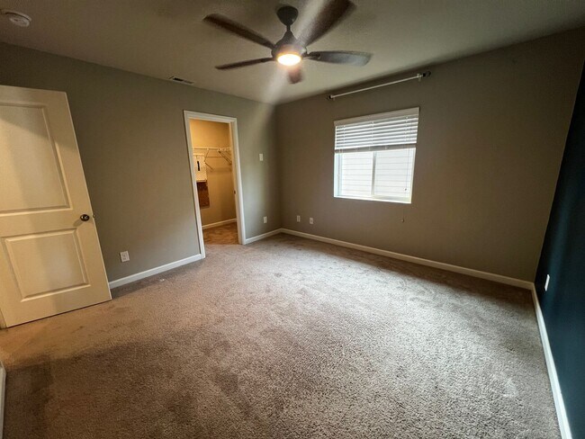 Building Photo - Updated 4 Bedroom Lacey/Hawks Prairie Home for Rent