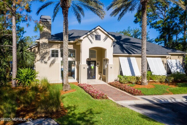 Building Photo - 1655 The Greens Way