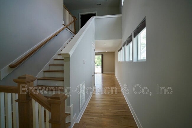 Building Photo - 2900 Torbett St