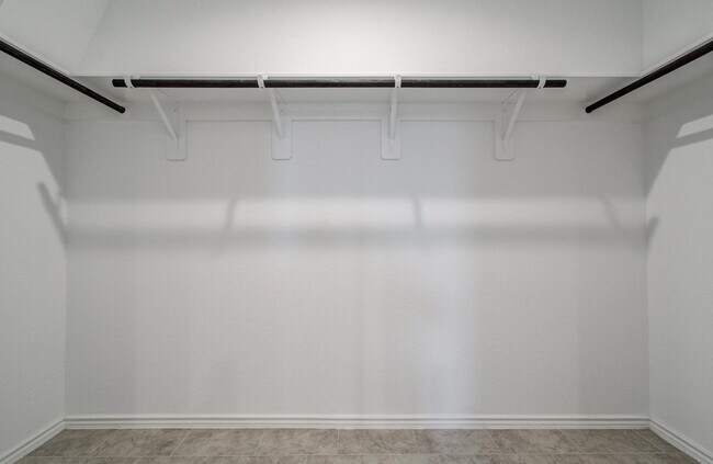 Building Photo - 1206 Cattle Chute Ct