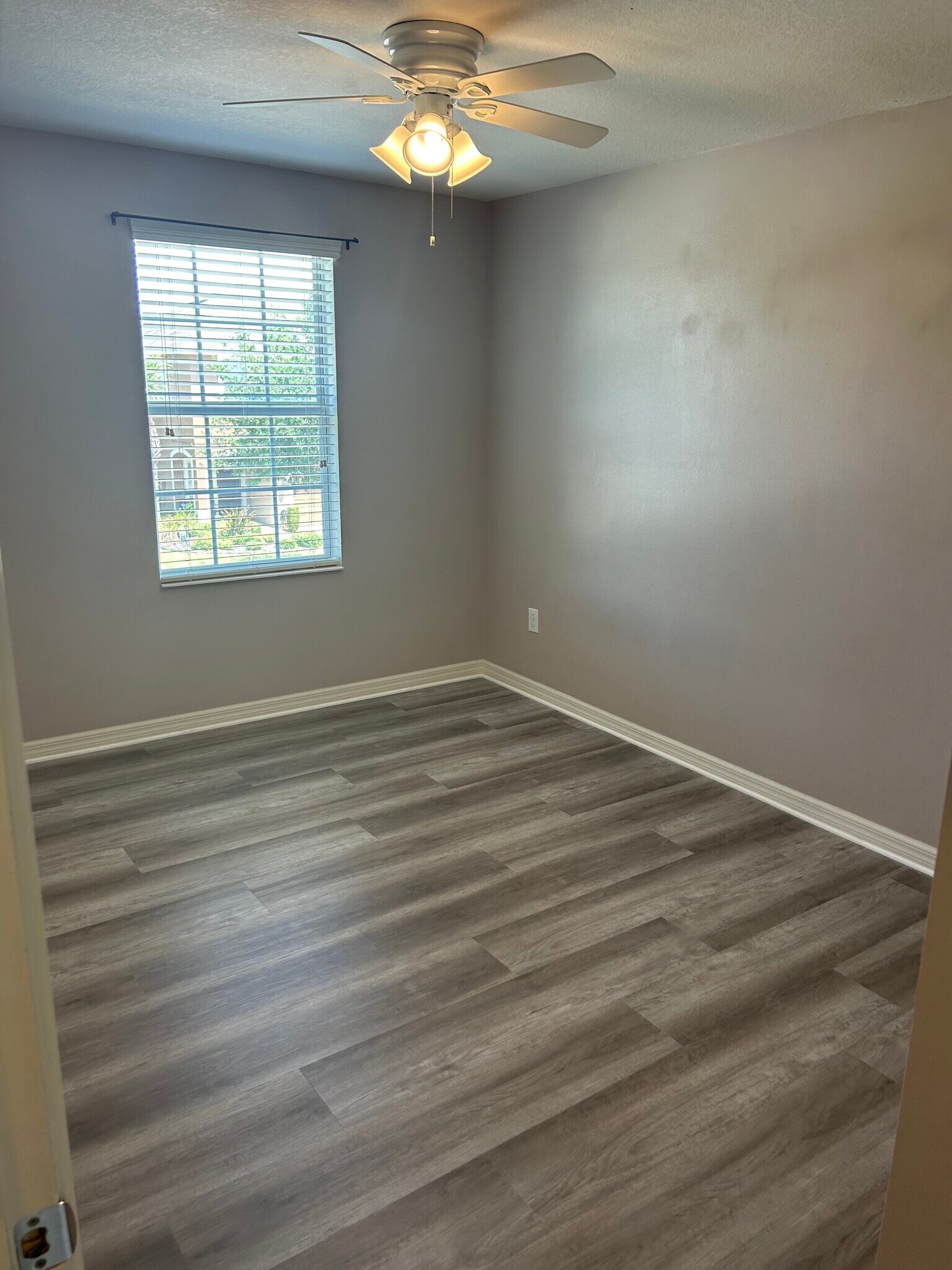 Building Photo - 6832 Holly Heath Dr