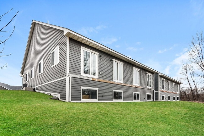 Building Photo - 312 61st St