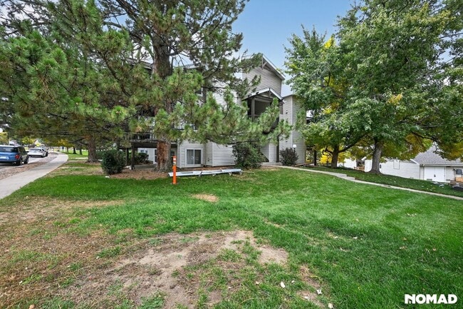 Building Photo - 17403 E Mansfield Ave