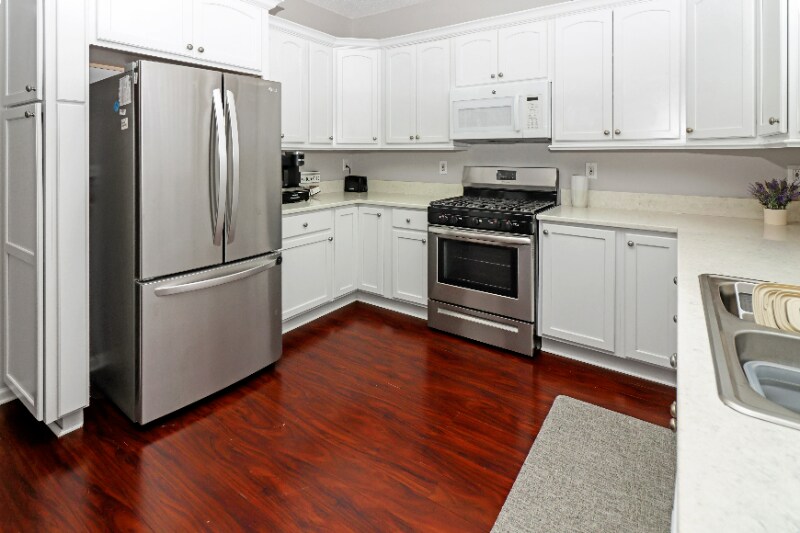 Building Photo - 4030 Ridgefair Dr