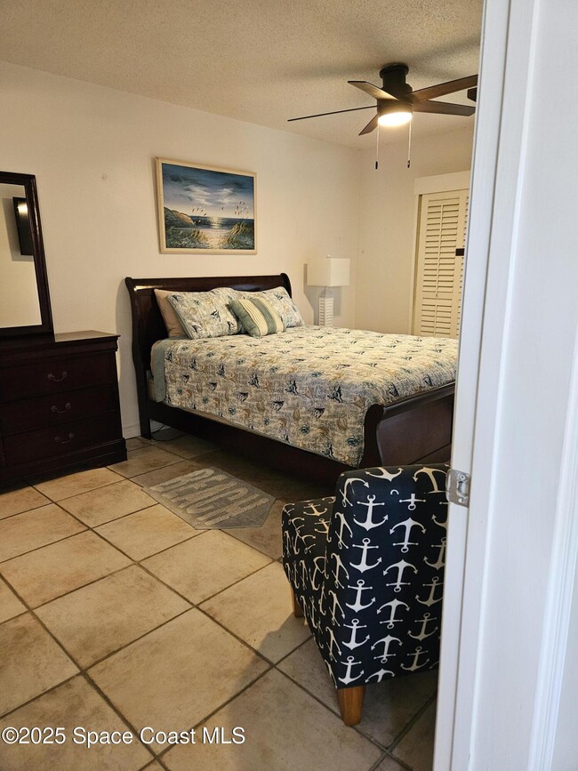 Building Photo - 8742 Lantana Ct