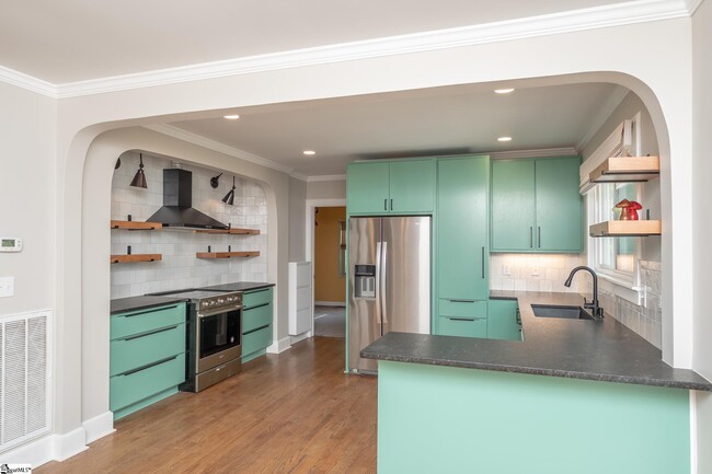 Building Photo - 202 Briarcliff Dr