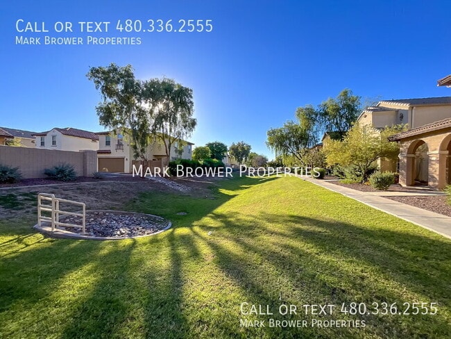 Building Photo - 3328 W Hayduk Rd