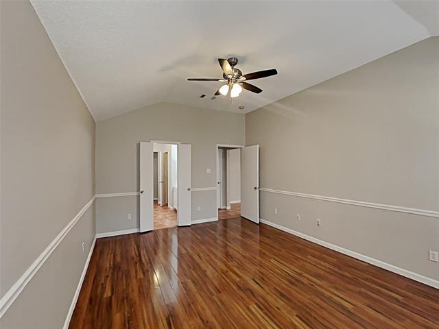 Building Photo - 613 Oak Hollow Trail