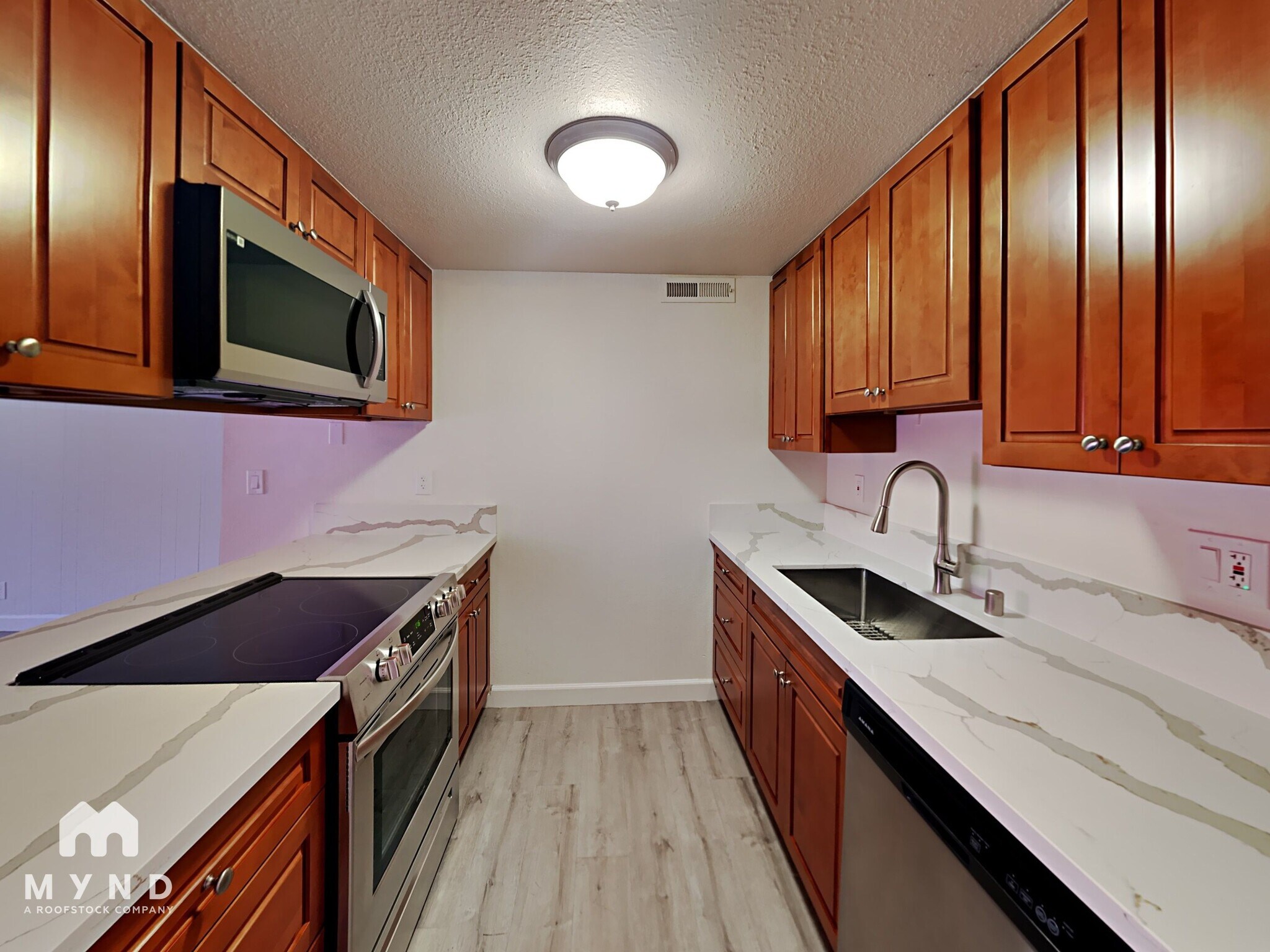 Building Photo - 7047 Greenback Ln