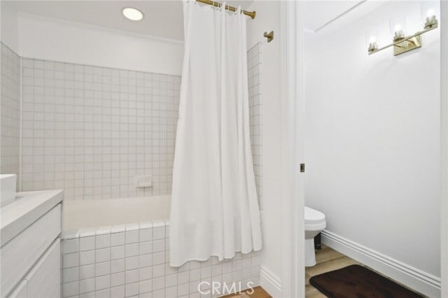 Building Photo - 2253 Martin