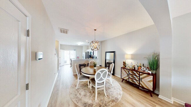 Building Photo - 13445 Calloway Glen Dr