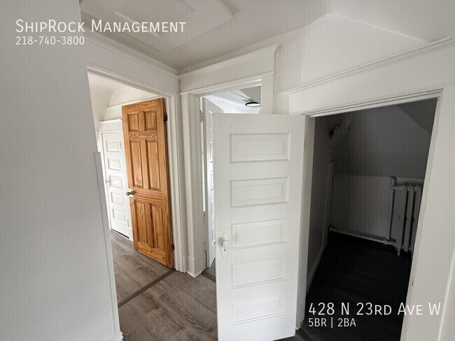 Building Photo - 428 N 23rd Ave W