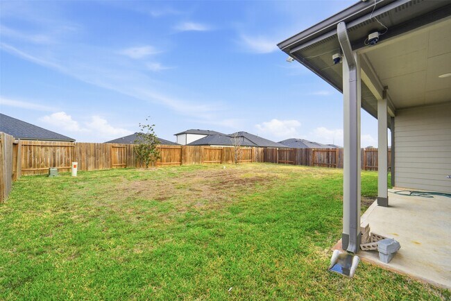 Building Photo - 28922 Yulee Mill Dr