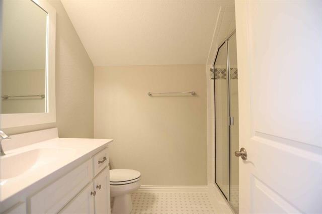 Building Photo - 4240 Brookstone Dr