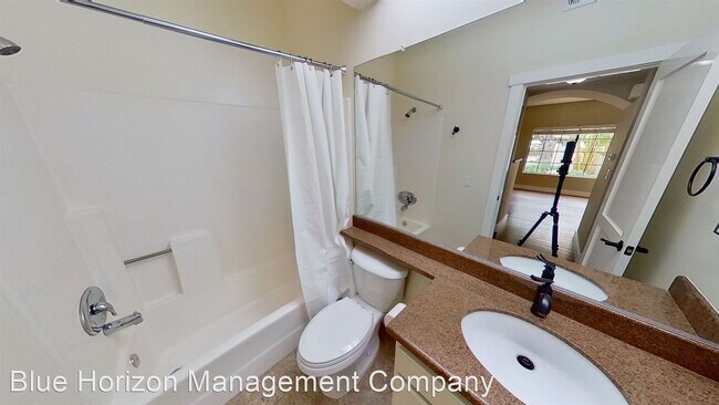 Building Photo - 2 br, 2 bath House - 1230 Franciscan Court #1