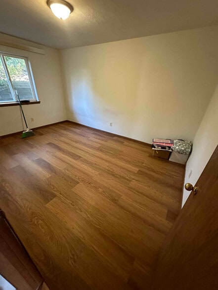 Building Photo - 636 Nowlin St