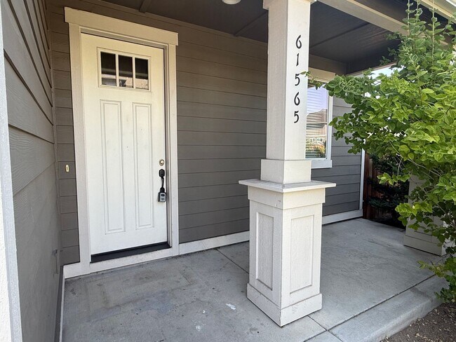 Building Photo - 61565 SE Alstrup Rd