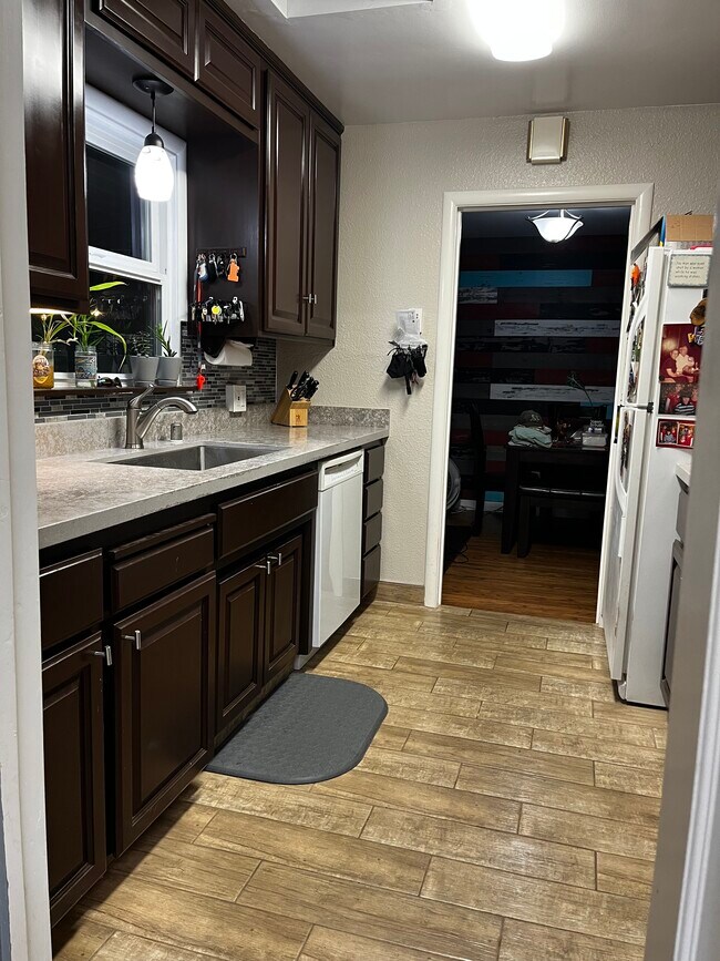 Building Photo - 3429 Bernal Ave