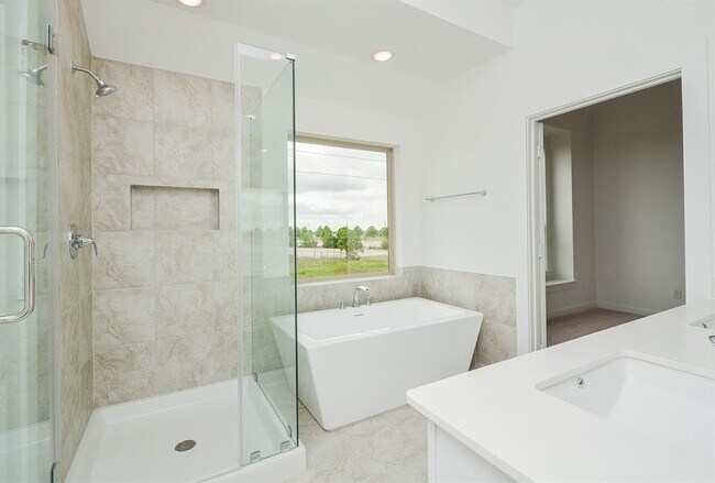 Building Photo - 6551 Scarlet Pond Ln