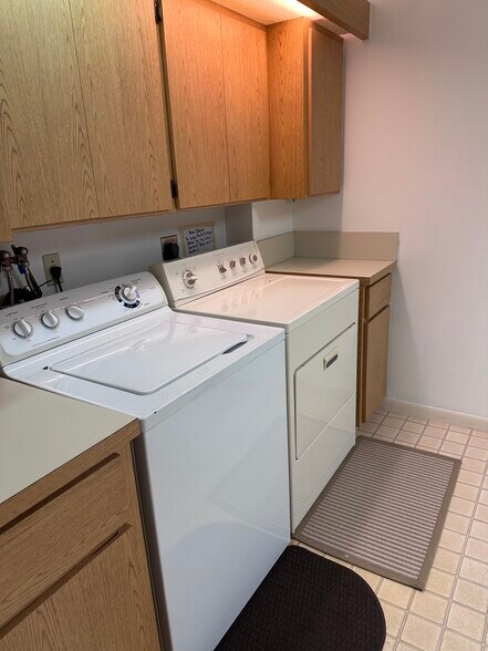 Building Photo - 2621 Village Blvd