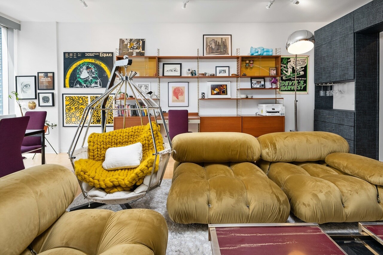 Building Photo - 8 E Randolph St