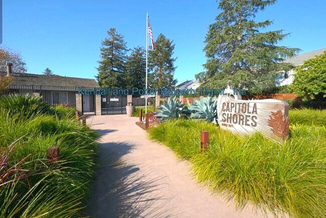 Building Photo - Charming 2BD | 1BA Condo Near Capitola Village & Beach
