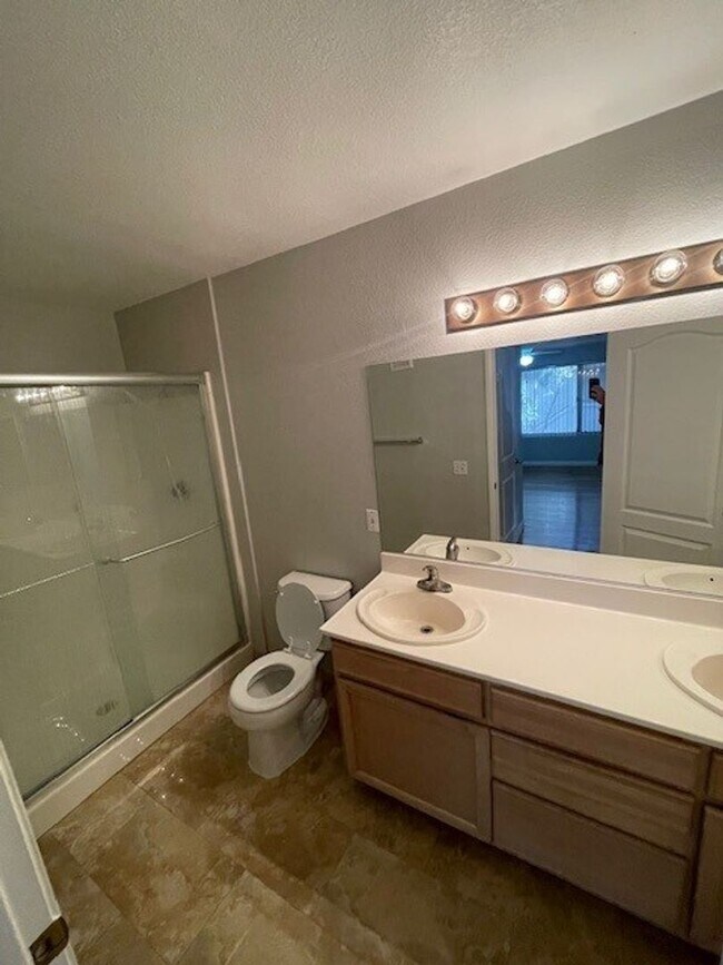 Building Photo - 5217 Caspian Springs Dr