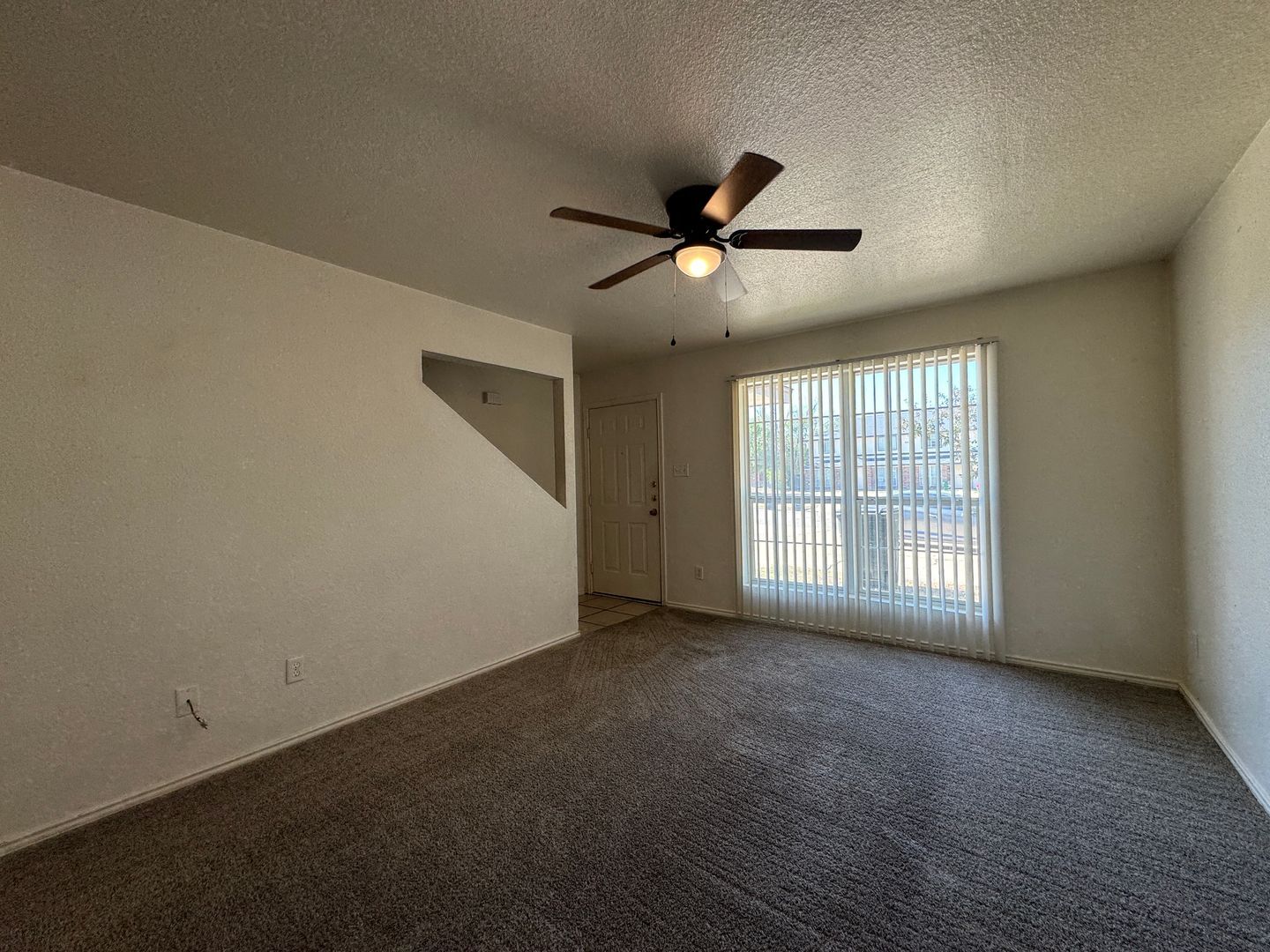 Building Photo - 4402 Jeff Scott Dr