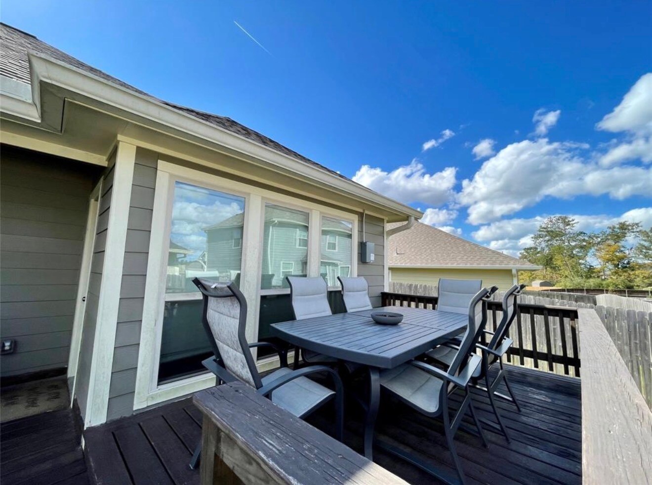 Building Photo - 122 Green Haven Dr