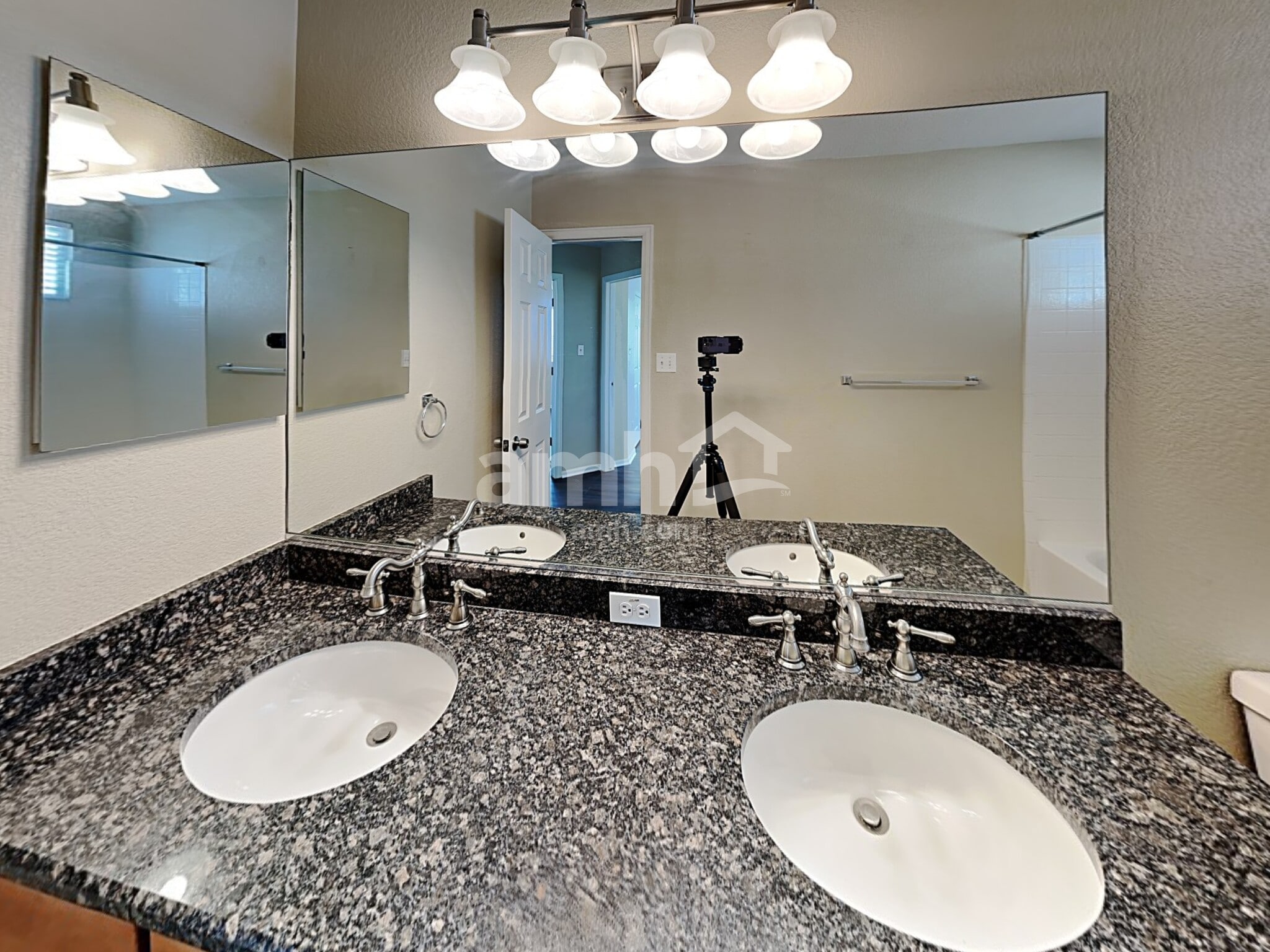 Building Photo - 10936 E 112th Pl