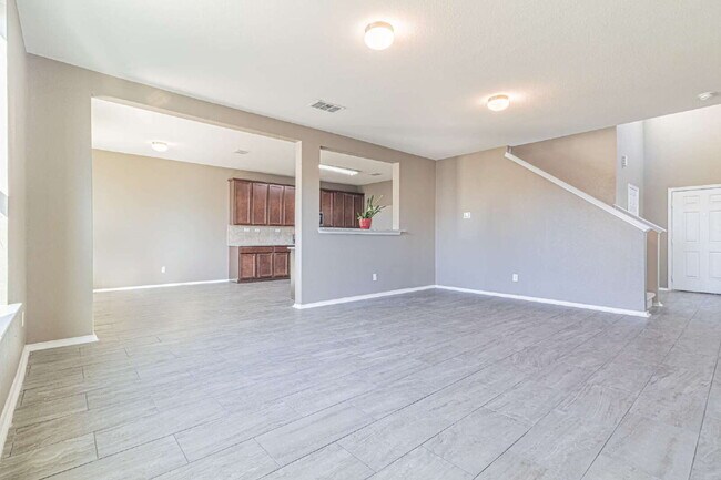 Building Photo - Energy-Efficient Two-Story Home in Northside ISD – 1 MONTH FREE RENT!