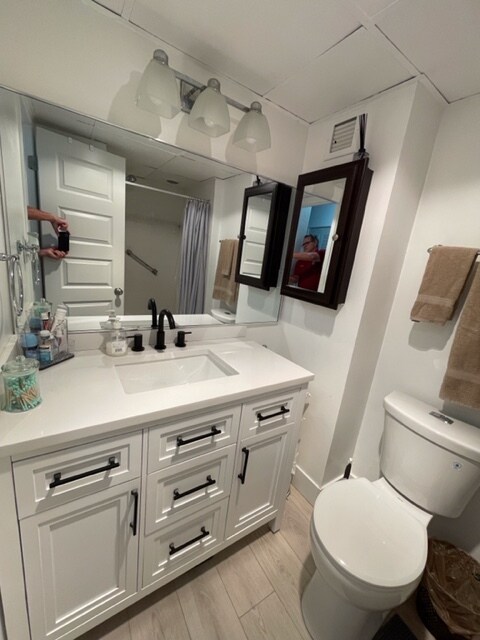 2nd Bath - 89 S Atlantic Ave