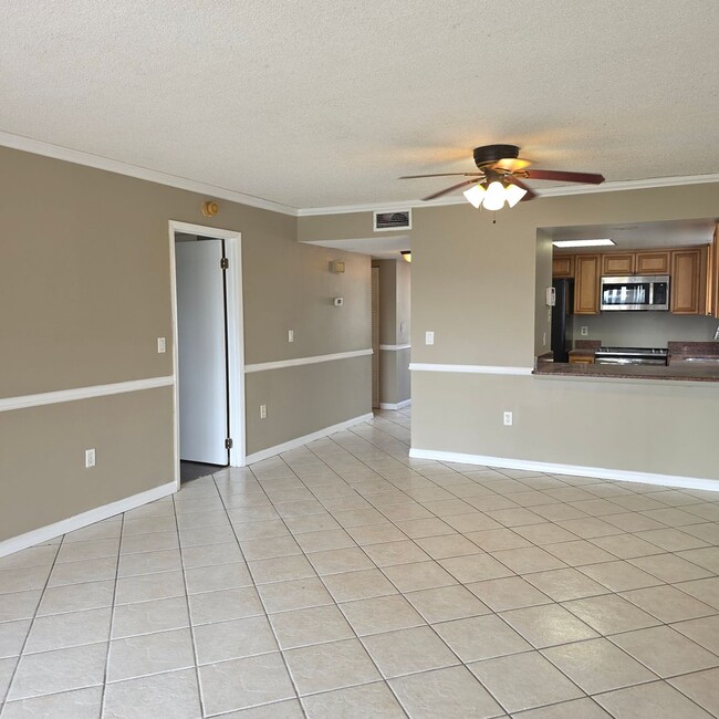Building Photo - 1064 Lotus Pkwy