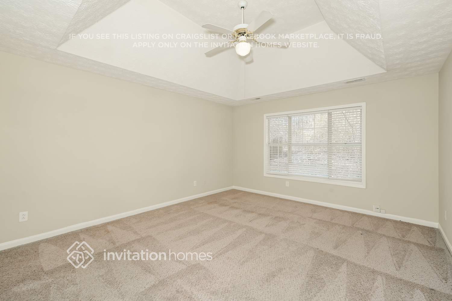 Building Photo - 219 Lakeview Pl