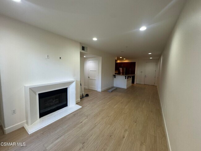 Building Photo - 14412 Killion St