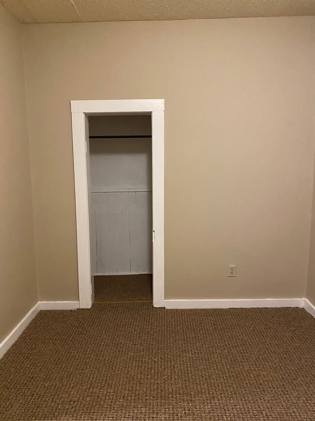 Building Photo - Redbrick Apartments