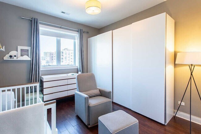 Building Photo - 1845 S State St