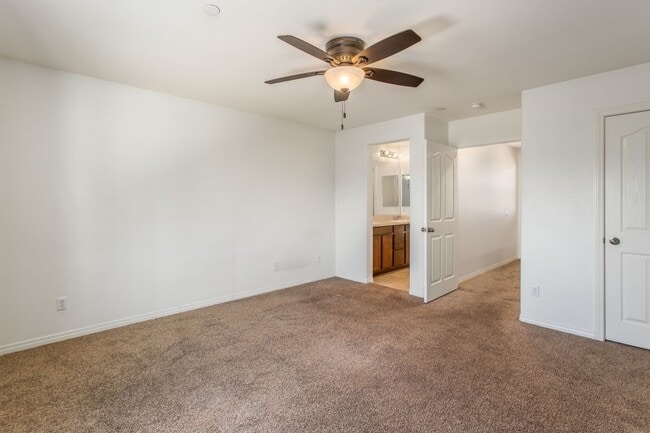 Building Photo - 3714 Rosena Ranch Rd
